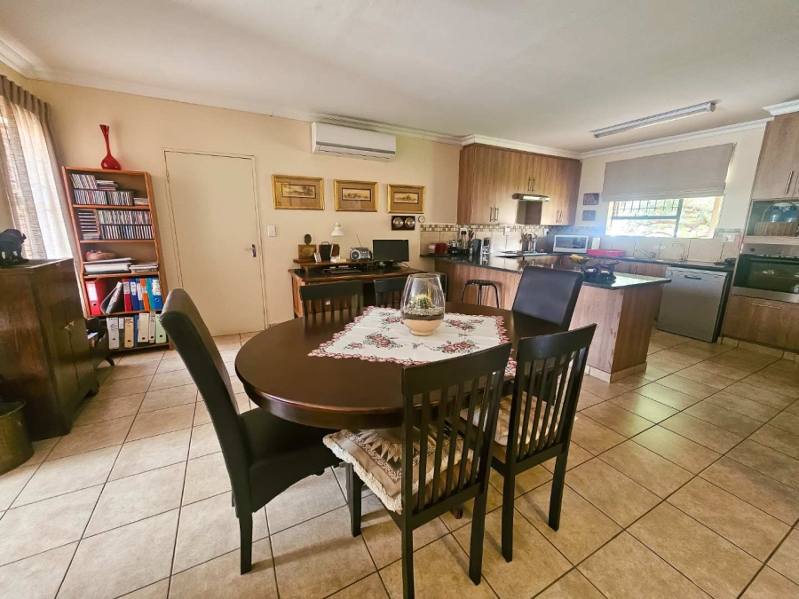 2 Bedroom Property for Sale in Langenhovenpark Free State